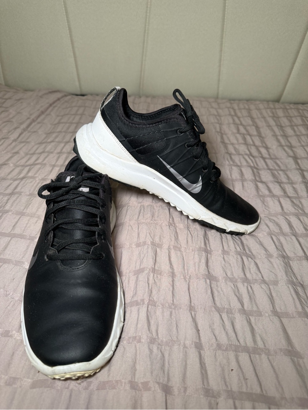 Nike Women’s Black and White Golf Shoes
